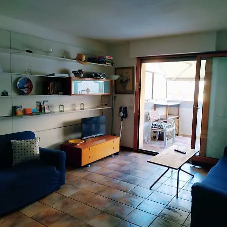 Apartment Lovely